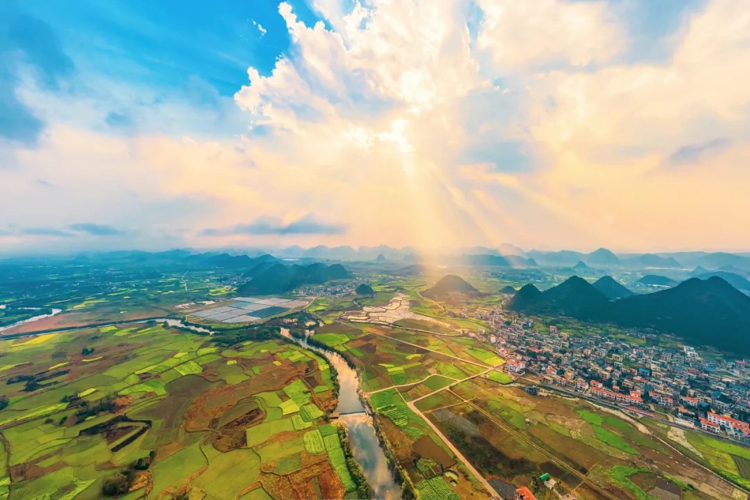7BEF9B94DAC3BA4C8DEBD59665D_A655C31F_2EC8B.jpeg?e= 7BEF9B94DAC3BA4C8DEBD59665D_A655C31F_2EC8B.jpeg?e=